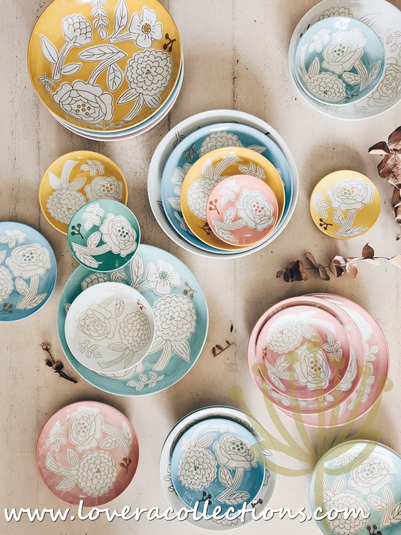 U. Kukkia Japan Assorted Colors Dinnerware Collection